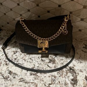 Michael Kors crossbody purse
